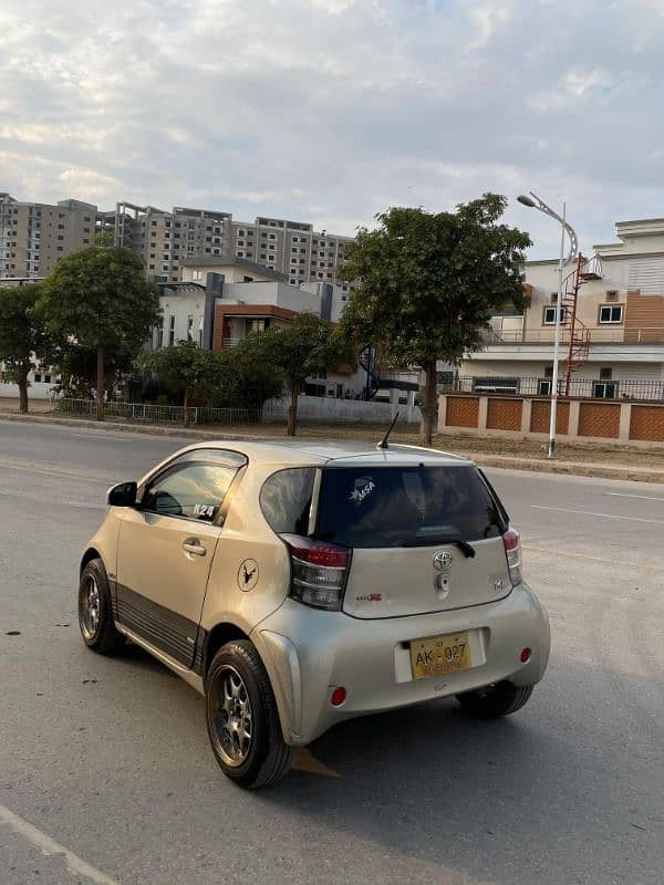 Toyota iQ 2009 3