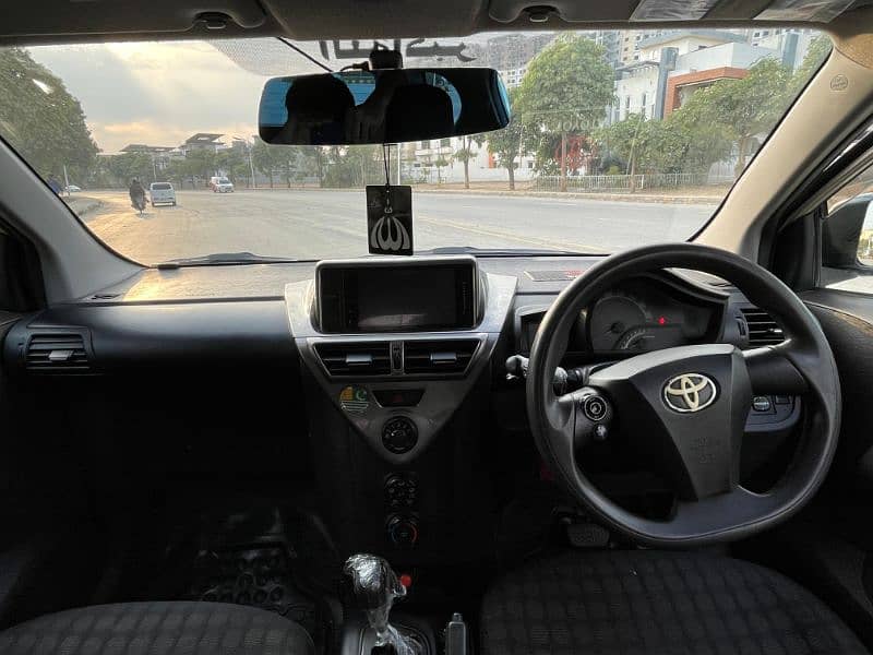 Toyota iQ 2009 8