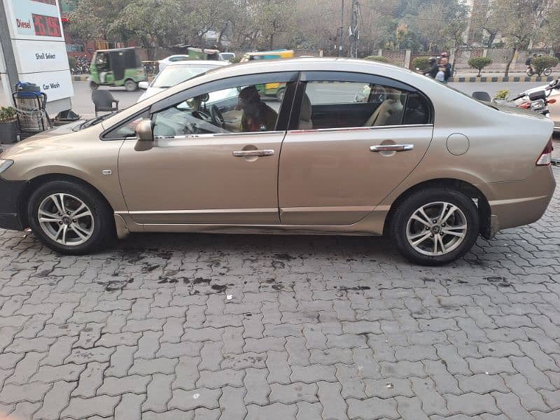 Honda Civic VTi 2011 4