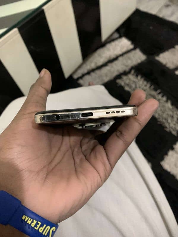 Infinix hot 40 pro 5