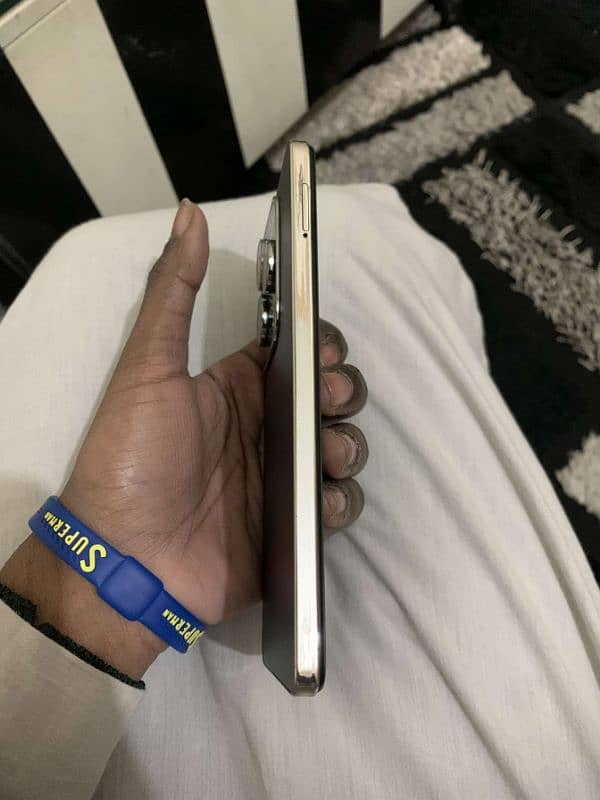 Infinix hot 40 pro 7