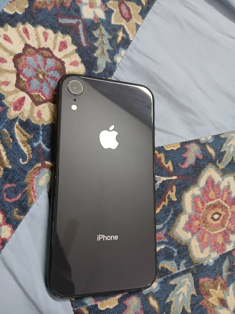 Apple iPhone XR 2