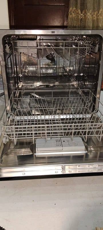 Dawlance Dish washer 4