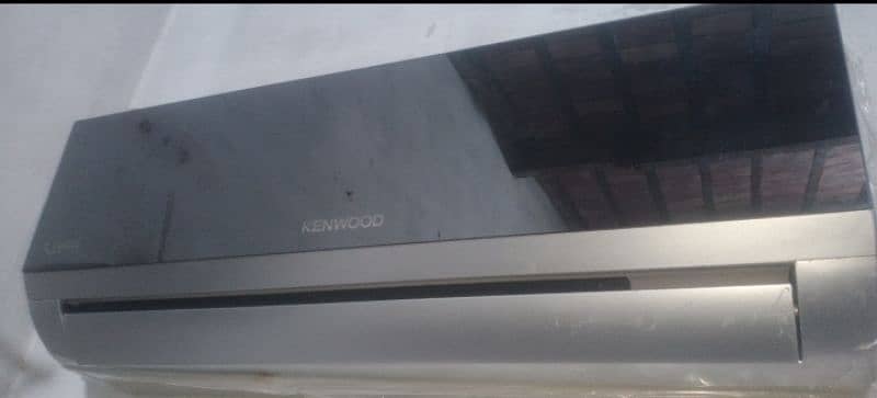 1 Ton Kenwood AC For Sale 0