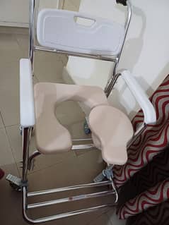 washroom/bathroom/commode  chair