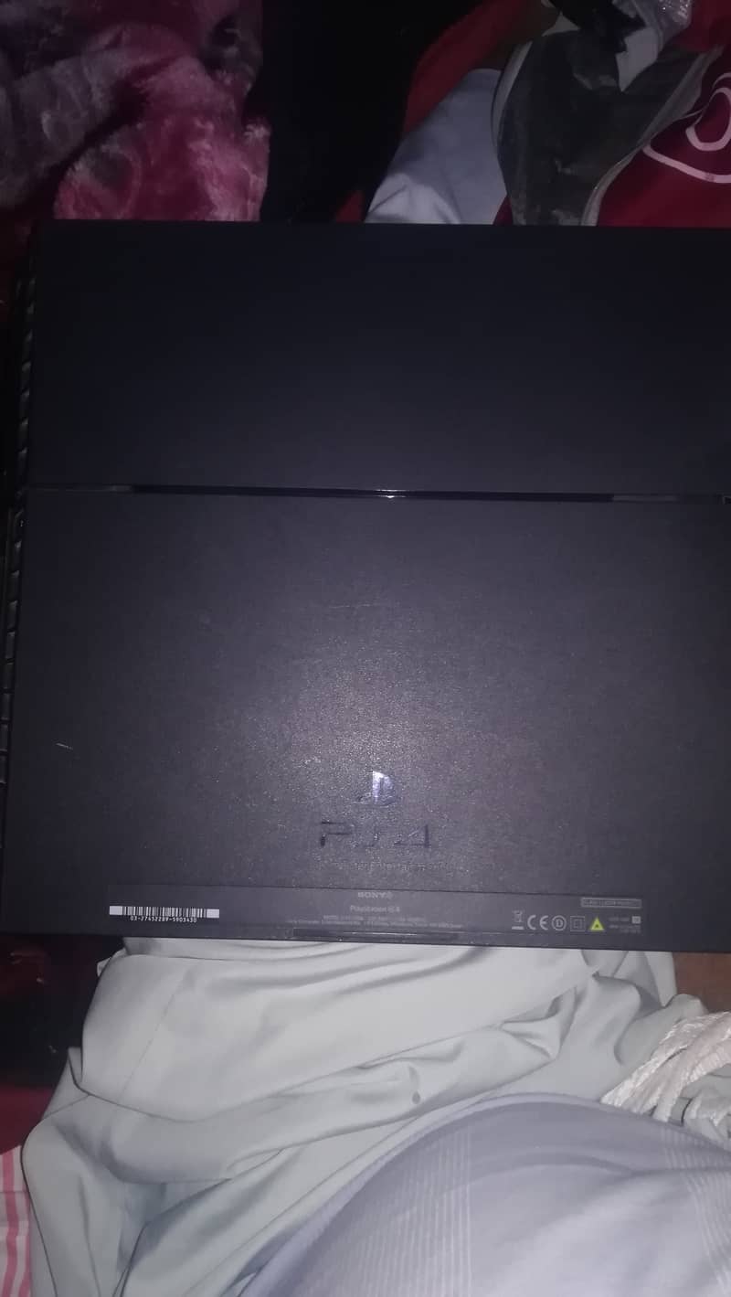 PS4 Sony Genuine Condition. No Repair my number watsp. 03048383645. 2