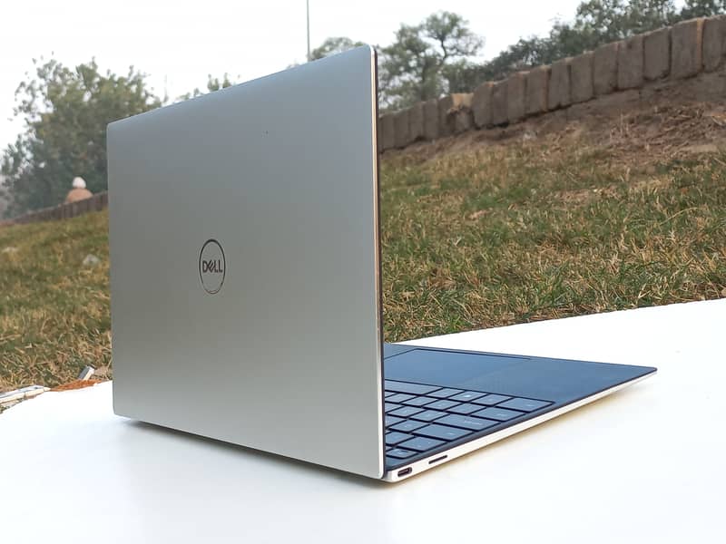 Dell xps 13 9310 11th gen | 4k bezeless | Best Price 4