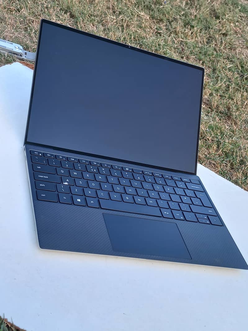 Dell xps 13 9310 11th gen | 4k bezeless | Best Price 16