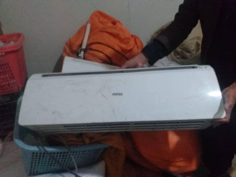 4 1ton AC(Haier) , 1 1.5 Ton Inverter AC (Haier) 1