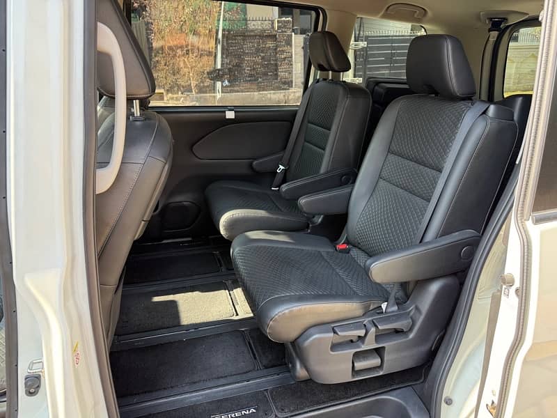 Nissan SERENA HIGHWAYSTAR E POWER 2019 Model 5