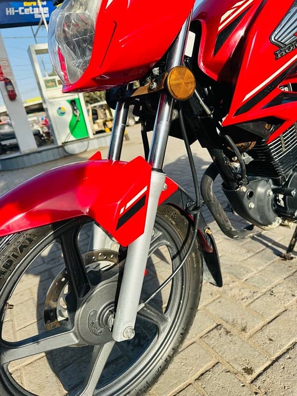 Honda cb150F 2021 1