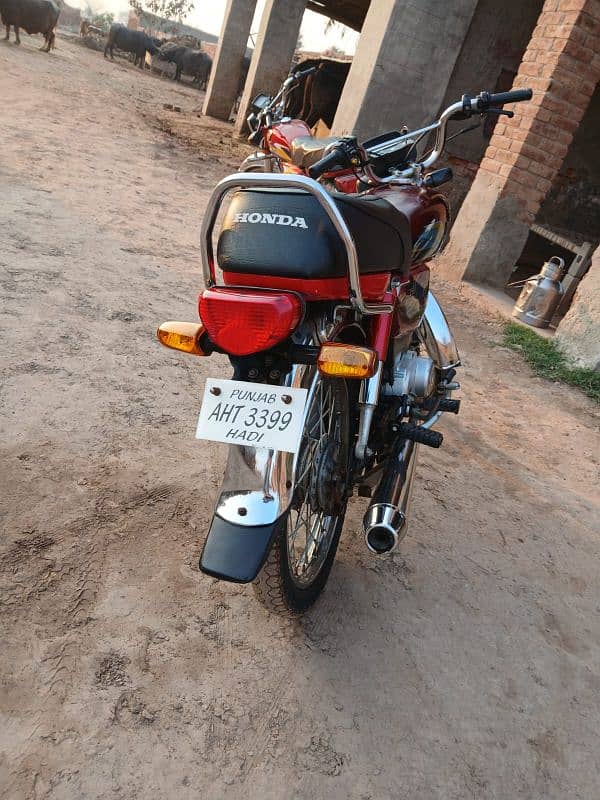 Honda CD 70 3