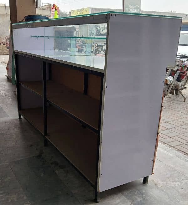 Display Counters - Second Hand 5