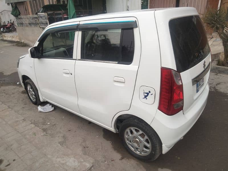 Suzuki Wagon R 2018 8