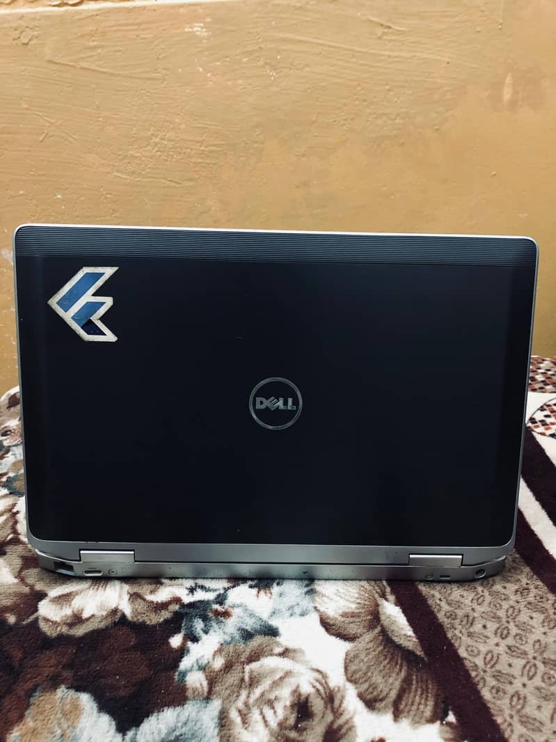 Core i7 2nd generation in good condition with charger and mouse free 1