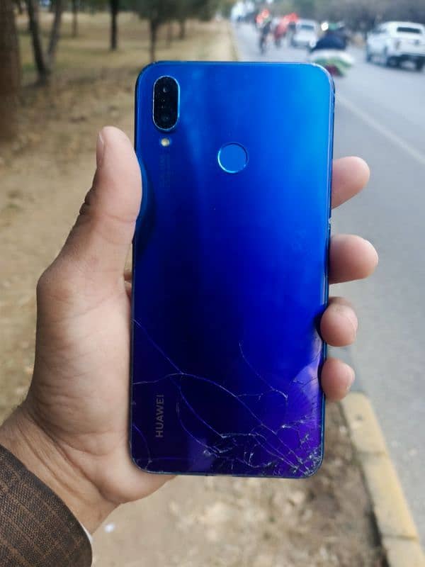 Mobile Huawei Nova 3i used mobile 1