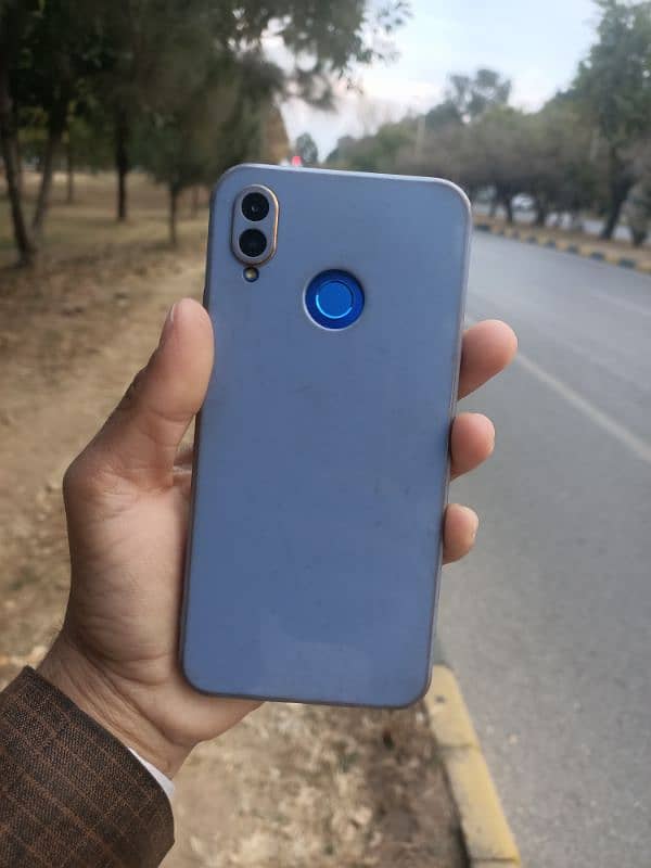 Mobile Huawei Nova 3i used mobile 2