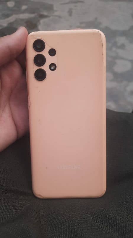 I am selling my Samsung Galaxy A13 peach colour 0