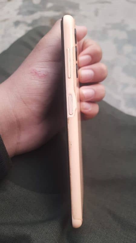 I am selling my Samsung Galaxy A13 peach colour 1