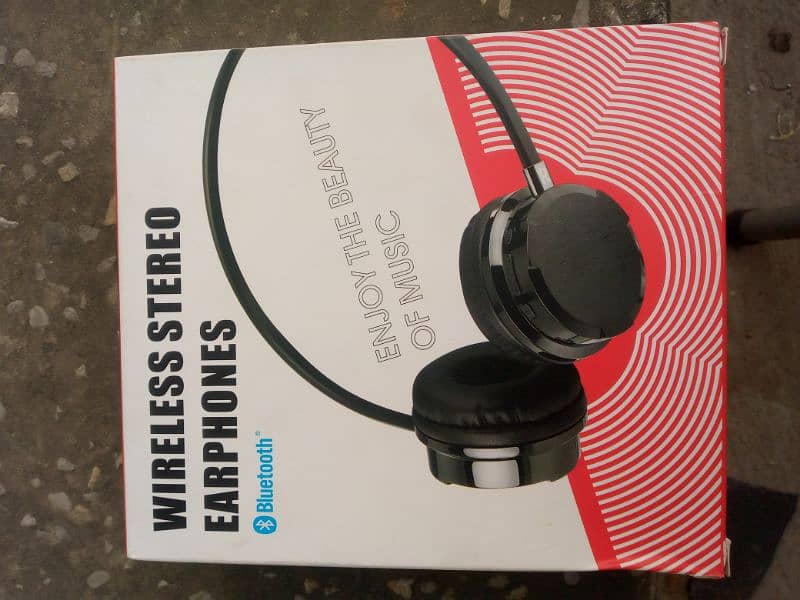 WIRELES STEREO EARPHONES 0