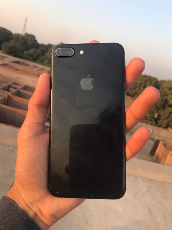 Iphone 7 plus 256gb Pta Approved 1