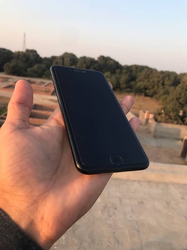 Iphone 7 plus 256gb Pta Approved 2