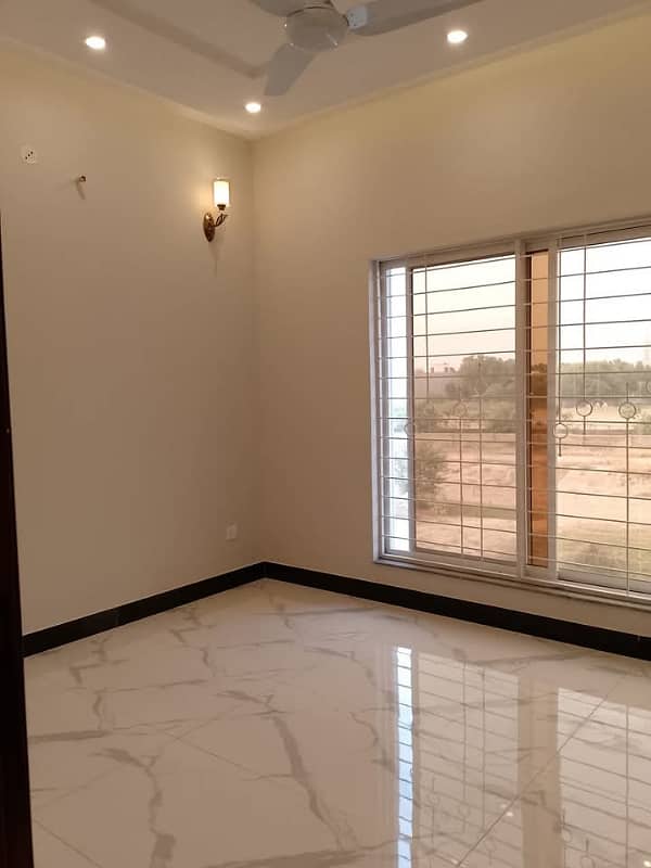 5 Marla Brand New Luxury House Available For Sale In Sunfort Garden 18