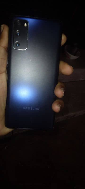 Samsung s20fe 1