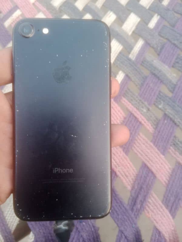 iPhone 7 official PTA approval all okay urgent sale03017916187 5