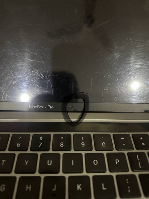 Apple MacBook Pro M1 8GB/256GB 2020 - Mint Condition - Original Box 2