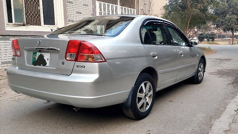 Honda Civic EXi 2005 1