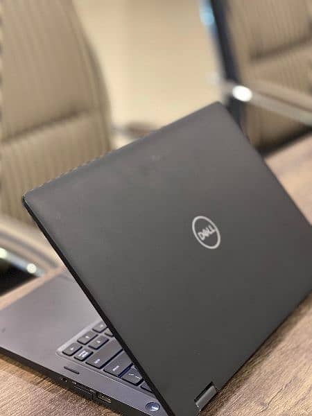 Dell Latitude core i5 8th Generation Touch screen 5300 2 in 1 1