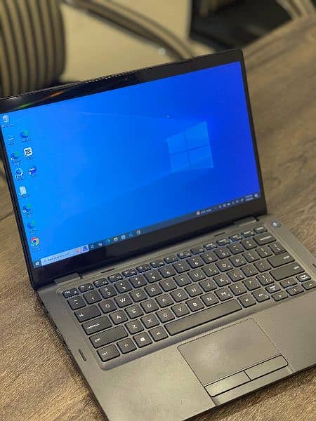 Dell Latitude core i5 8th Generation Touch screen 5300 2 in 1 8