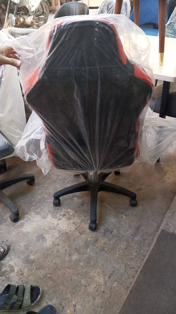 Gaming Chair - Comfortable Gaming Chair 1