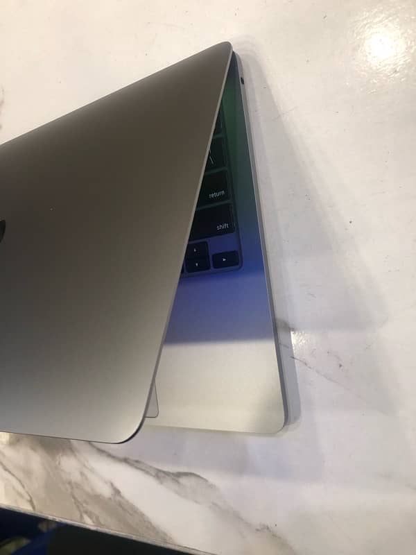 Apple Macbook M2 pro. . 2022/13” /macbook for sale 4