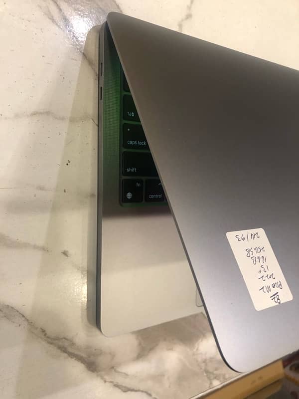 Apple Macbook M2 pro. . 2022/13” /macbook for sale 6