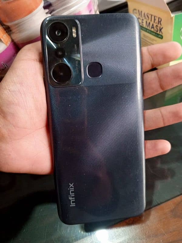 Infinix hot 20i. 7/128gb 3