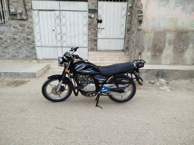 Suzuki GS 150 SE 2020 1