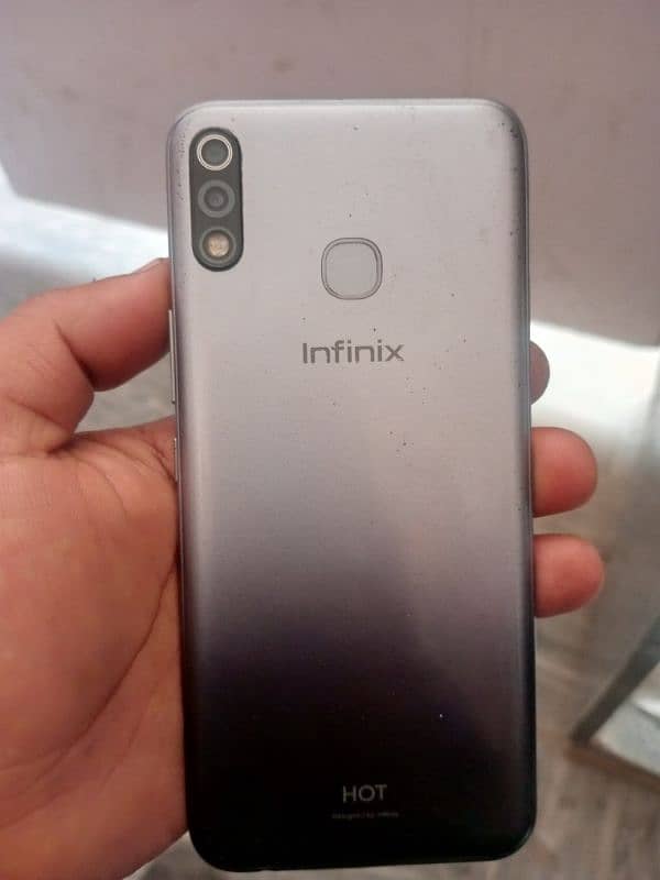 Infinix hot 8.2/32. sim ek hi chalti hai Baki all ok hai 4