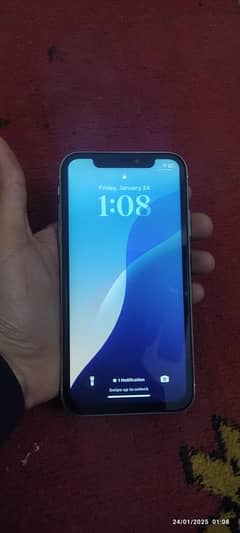 iPhone XR 128 GB exchange only 11 se upper waly se betray health 81 %