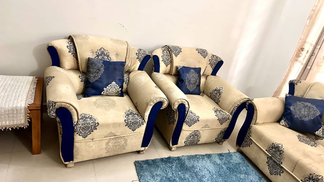 **5 Seater SOFA SET** 2