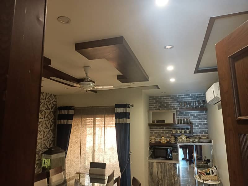 upper portion 1.5 Kanal house 3 beds with separate gate near polo ground 3