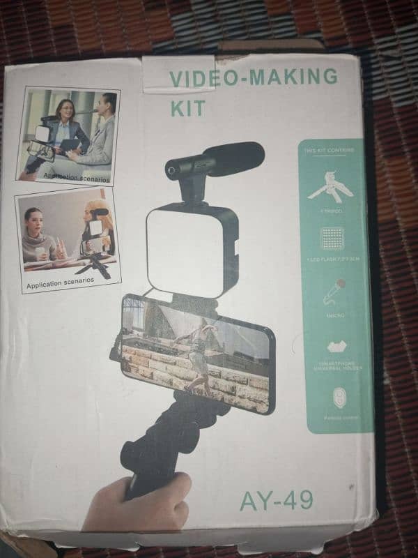 Vlogging Kit | Vlogging Kit With Mobile Holder And Microphone 4