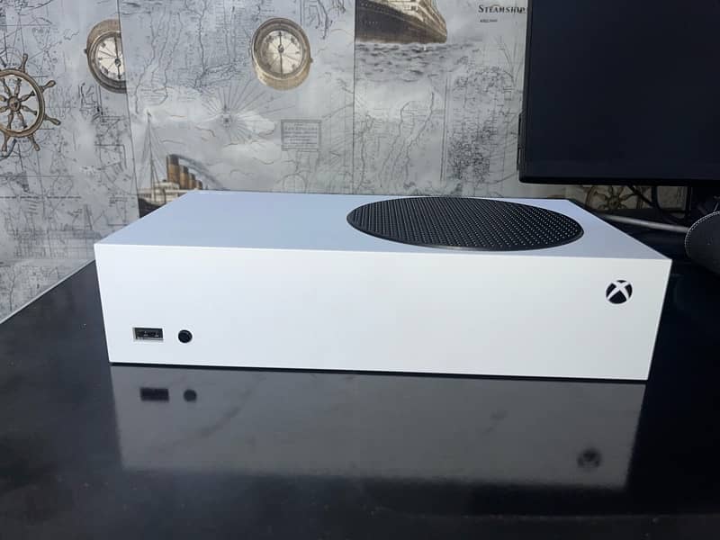 Xbox Series S 512 GB with controller 0