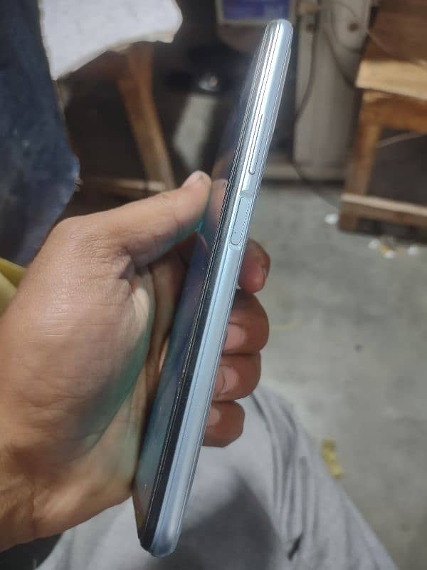 vivo y 12s used mobile  okay ha 2