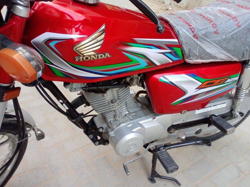 Honda 125 Hyderabad number 22 model 1