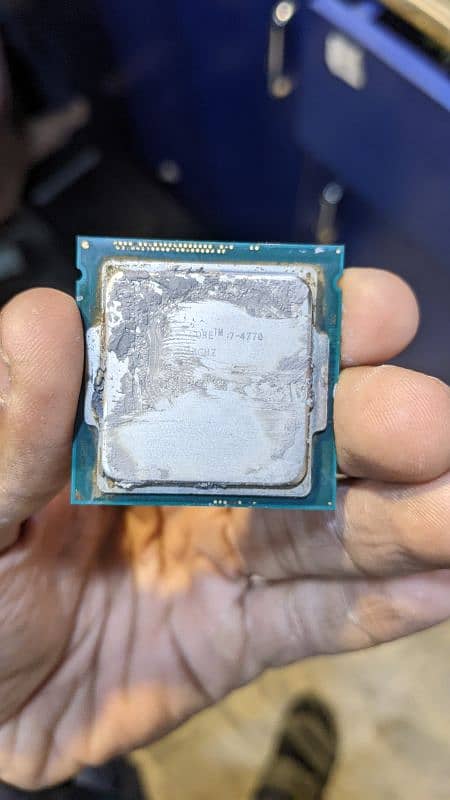 Core i7-4770 (chip only) 0