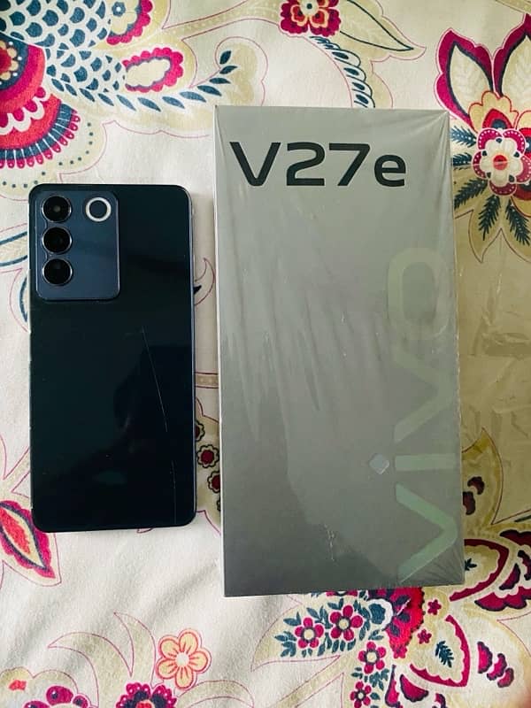 Vivo V27E 0