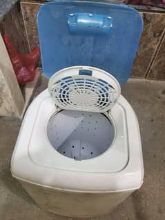 Dawlance spiner urgent sale