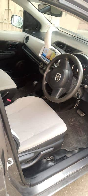 Toyota Vitz 2013 2014 7